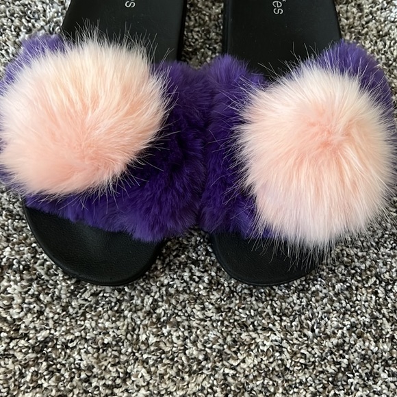 Fuzzy slides - Picture 3 of 4